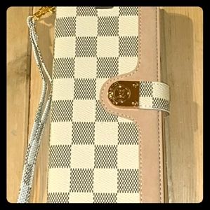 ❤️ Designer inspired Cellphone case